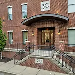 The Barrelhouse Loft In West End Near Vandy And Centennial