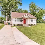 Nashville Home In Music City - Fence - Fire Pit