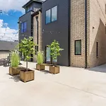 Dazzling Nashville Home - Minutes To - Broadway 4Br 4Ba