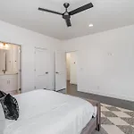 - 1701 Lischey Ave * Nashville