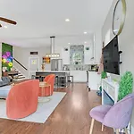 Cma Fest The Bluebelle E Nash Songwriter Stay 3 Bed 3 Bath Hot Tub Fenced Yard 30 Or More Days By Skyrun Nashville