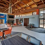 Hotel Express Airport By Ihg