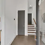 Large Home With Rooftop & Views Sleeps 12