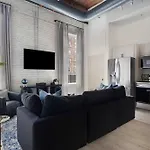 Dibs On Nashville By Maddox Hotel