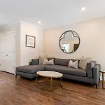 The Eloise By Stay Local Nashville
