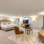 Retreat For 4 Near Dt Walk To Broadway Apartment Nashville