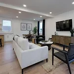 Amazing Downtown Nashville Home With Skyline View