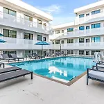 Apartment Illume 305