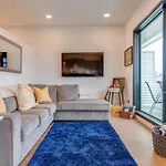Illume 305 Apartment