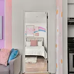 The Swiftie Taylor Themed Oasis In Midtown Apartment *