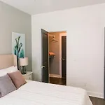 Modern Germantown - Walkable, Quiet & Nashville
