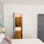 Modern Germantown - Walkable, Quiet & *