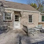 Nashville\'S Primrose Cottage In Hip Belmont Area