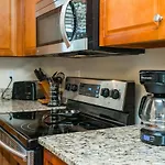 Villa Huge For Groups Near Downtown