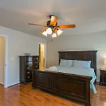 Villa Huge For Groups Near Downtown Nashville