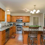 Huge For Groups Near Downtown * Nashville