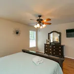 Villa Huge For Groups Near Downtown