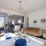 Songbird - Sleeps 16 - Two Rooftops With View Holiday home