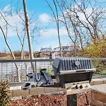 Downtown Nashville River Views Pool Parking