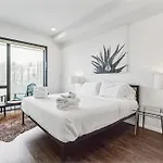 Chic For 8 In Desirable Gulch Neighborhood Holiday home *