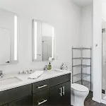 Chic For 8 In Desirable Gulch Neighborhood Holiday home *