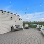 Music City Mansion 2 Miles To Broadway - 13 Beds