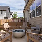 Nashville 4 Bedroom House With Hot Tub And Backyard Close To Downtown