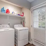 2 Units, Sleeps 16, Mins To Downtown - Airport Nashville