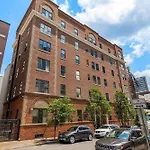 Historic Honky Tonk Hideaway