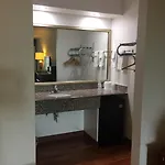 Hotel 6-nashville, Tn - Airport