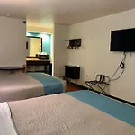 Hotel 6-nashville, Tn - Airport 3*