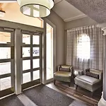 La Quinta By Wyndham South