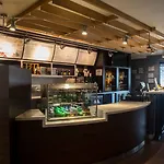 Courtyard By Marriott Nashville At Opryland