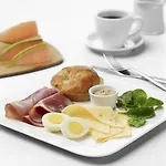 Sonesta Select Airport