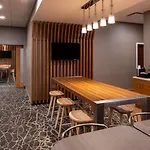 Hotel Sonesta Select Airport 3*