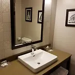 Country & By Radisson, Airport East, Tn Hotel Nashville