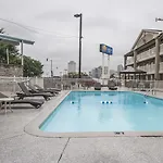 Comfort Downtown - Music Center 4*