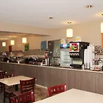 Comfort Downtown - Music Center 4* Nashville