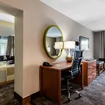 Comfort & Near Tanger Outlets I-24 Antioch Hotel 4*