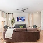 - 405 Marshall St #3 *