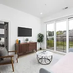 Holiday home Sleeps 20 Three Side By Side 10 Minutes To Broadway Nashville
