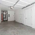 Holiday home Walk To Vanderbilt And Belmont With Garage And Rooftop Deck