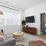 Holiday home Sleeps 20 Three Side By Side 10 Minutes To Broadway Nashville