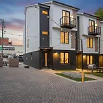 2 Adjacent Gem Great For Big Groups 8th Ave S * Nashville
