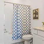 Holiday home Walk To Vanderbilt And Belmont With Garage And Rooftop Deck *