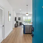 Sleeps 32 Only 10 Minutes To Broadway 4 Side By Side Holiday home Nashville