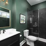 Sleeps 32 Only 10 Minutes To Broadway 4 Side By Side Nashville