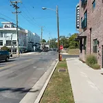 Holiday home Sleeps 20 Three Side By Side 10 Minutes To Broadway *