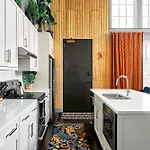 Upscale 12 South Penthouse With 2 Kings, Balcony 1 Of 7 Themed Lofts At Cowrite, Find Coffee And Tacos Downstairs, Complimentary Spin Class, Walk To Shopping In 12 South, 10 Minutes To Broadway, Parking, 24 Hr Hospitality Nashville