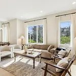 Rooftop, Firepit, King, Smart Tvs, 6min Drive To Broadway Apartment Nashville